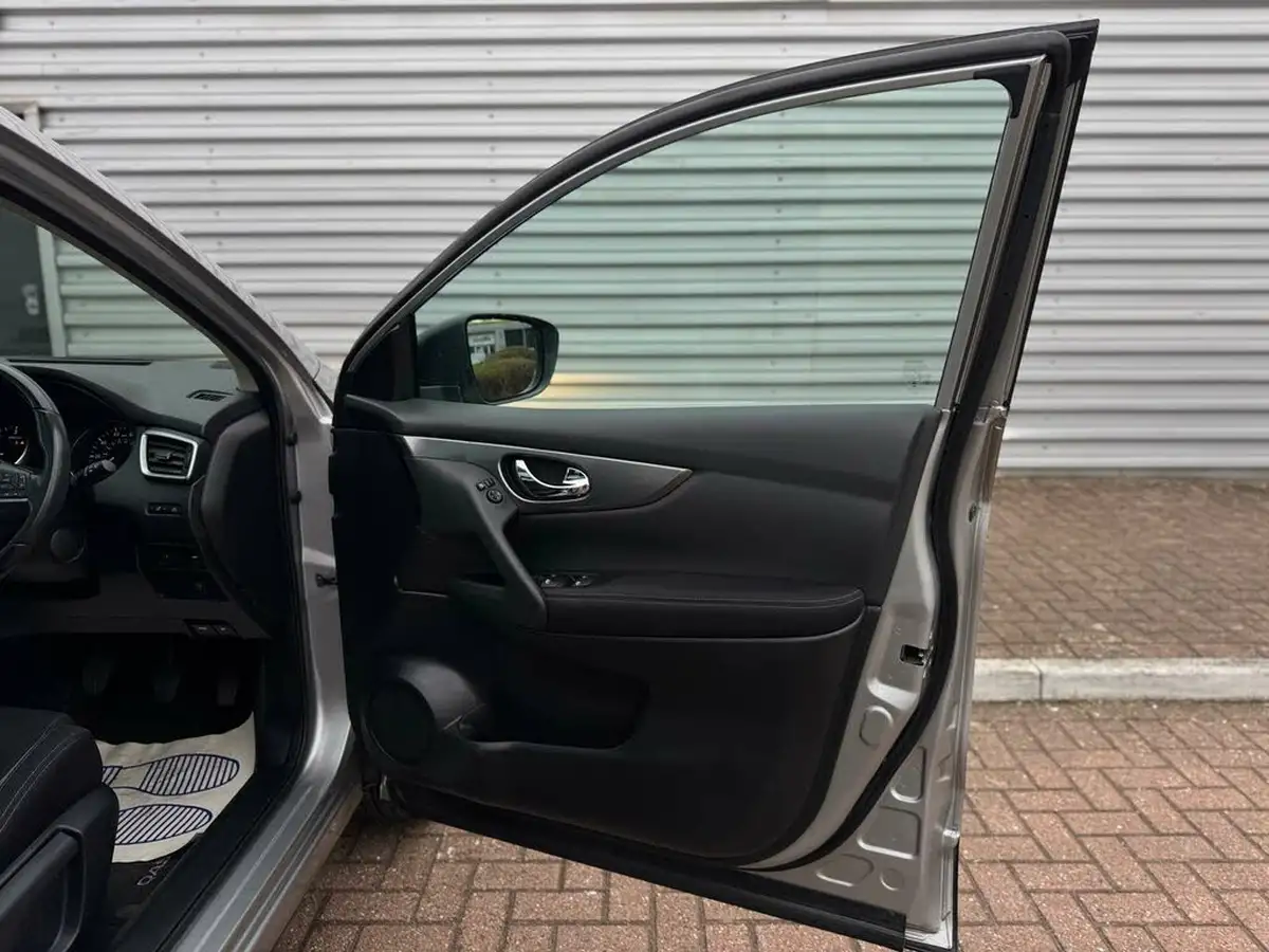 2017-nissan-qashqai-15dci-n-connecta-big-31