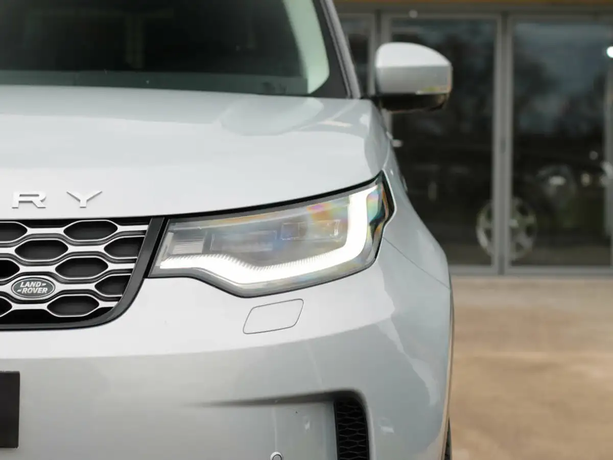 2021-land-rover-discovery-30-d300-commercial-hse-big-18