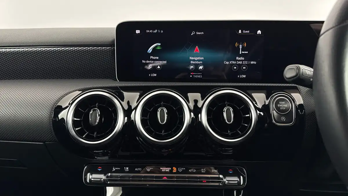 2020-mercedes-benz-a-class-13-a180-sport-executive-hatchback-5d-7g-dct-big-11