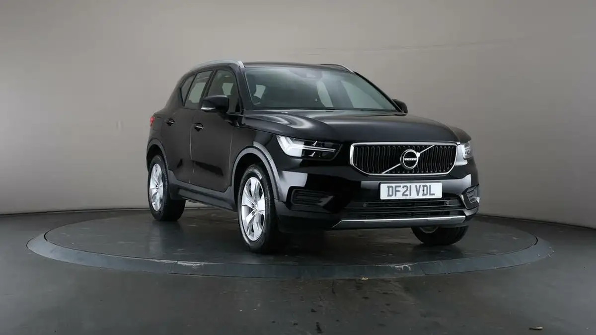 2021-volvo-xc40-15-t3-momentum-161bhp-auto-big-42