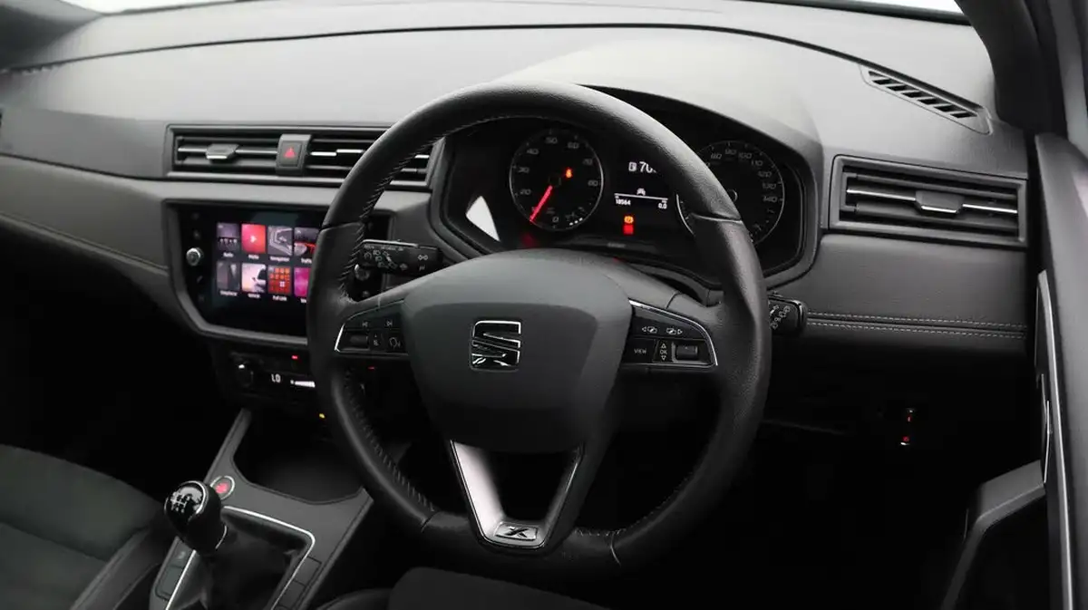2020-seat-ibiza-10-tsi-xcellence-115ps-big-8
