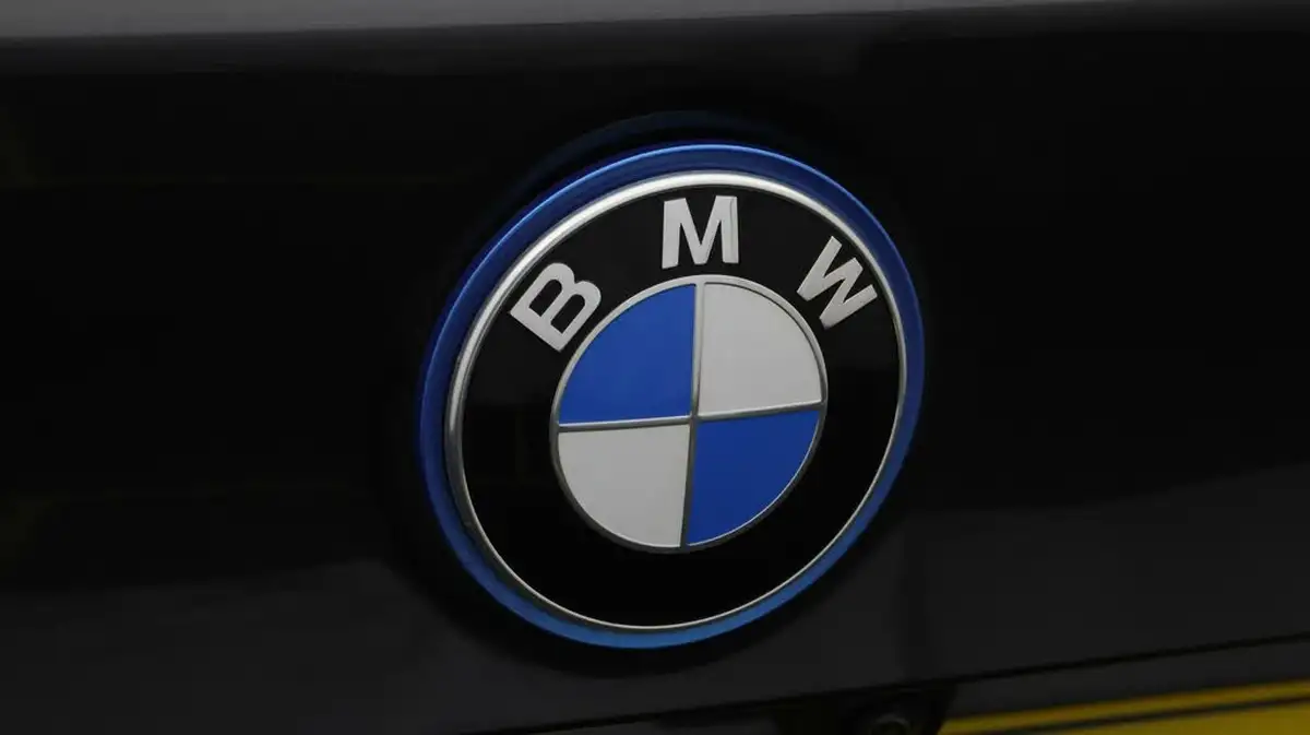 2021-bmw-ix3-e-premier-edition-big-19