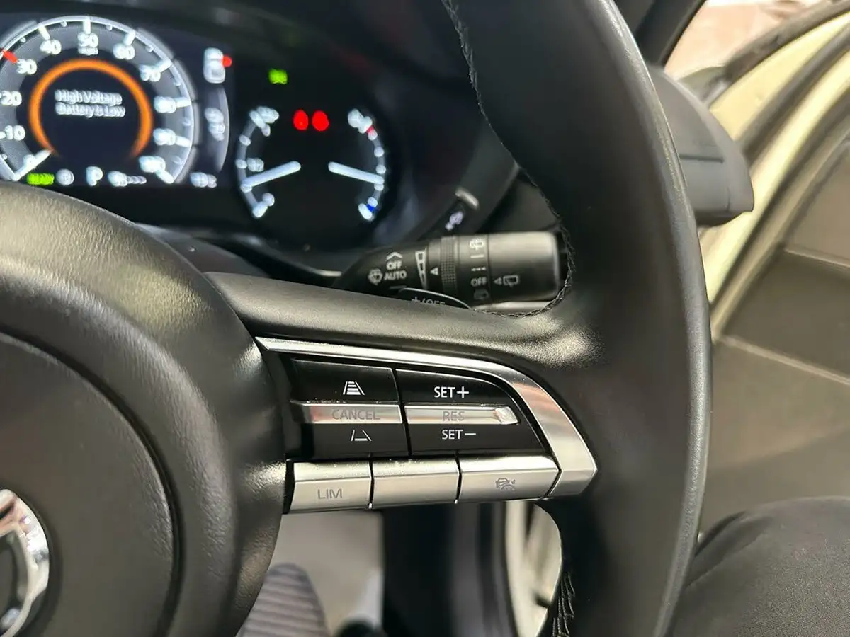 2022-mazda-mx-30-e-se-l-lux-big-16