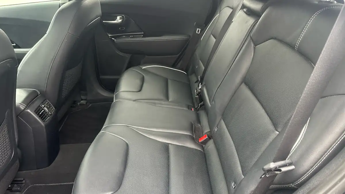 2021-kia-e-niro-ev-4-big-13