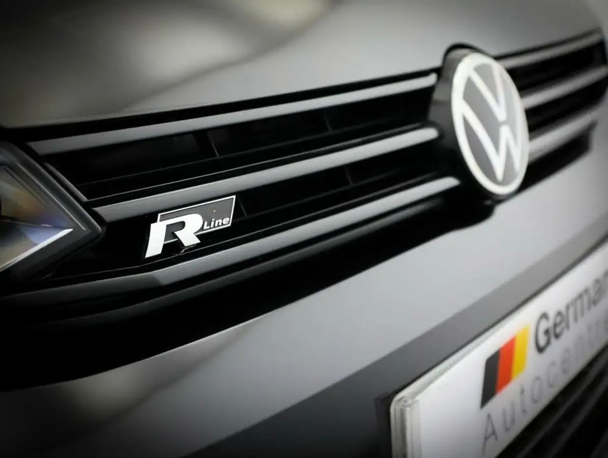 2020-volkswagen-touran-15-tsi-r-line-dsg-big-11