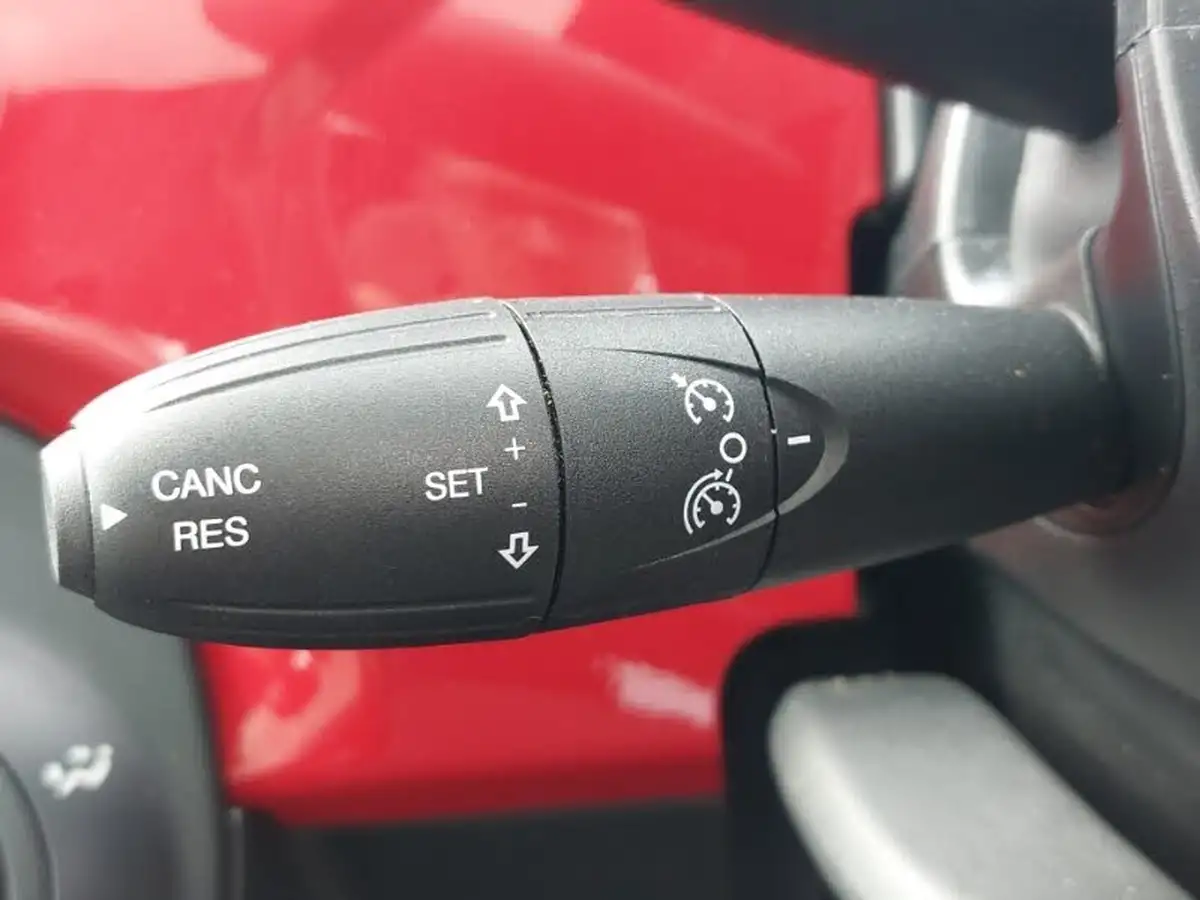 2021-fiat-500-10-dolcevita-big-9