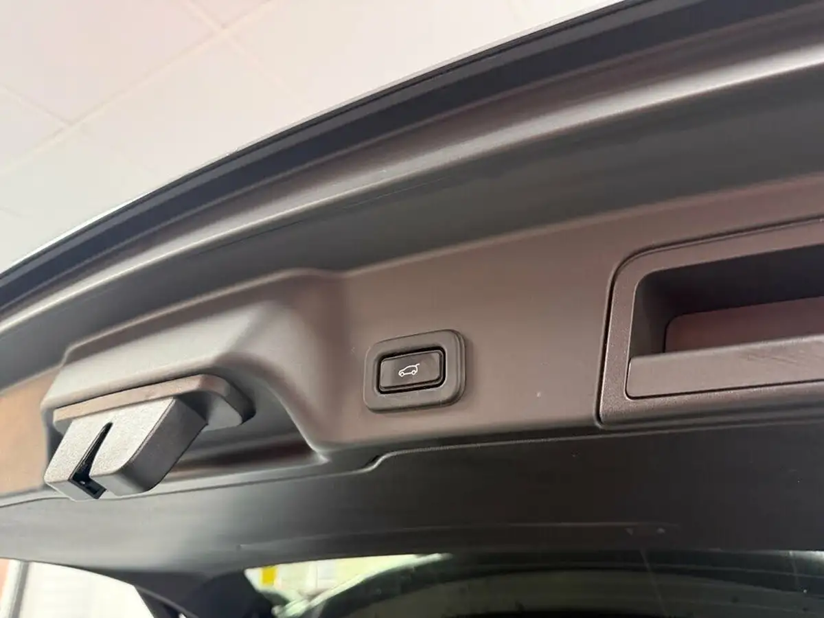 2020-land-rover-range-rover-evoque-20-d180-se-big-12