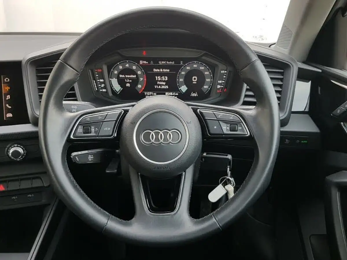 2022-audi-a1-10-25-tfsi-technik-big-9