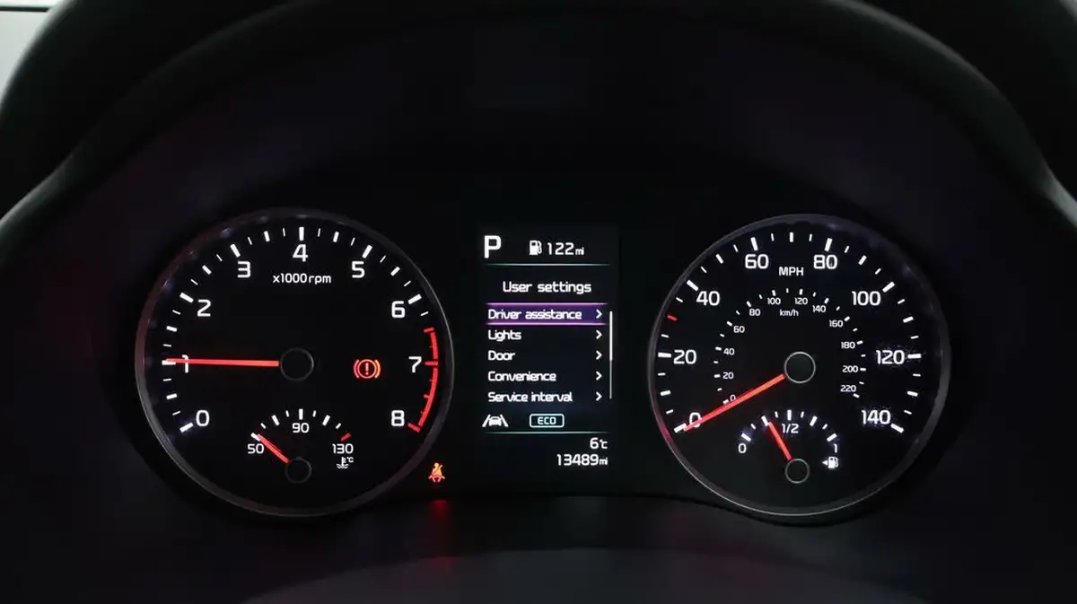 2022-kia-stonic-10-t-gdi-connect-dct-big-10