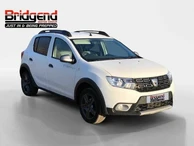 2017 Dacia Sandero Stepway 0.9 TCe Laureate