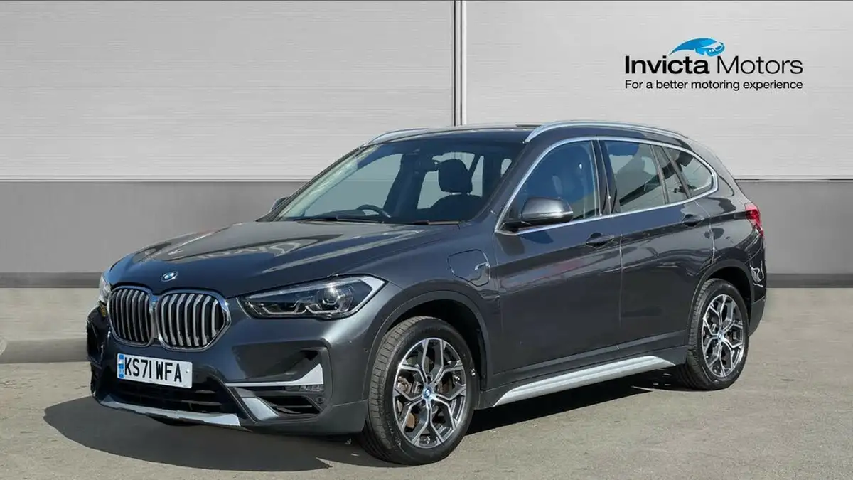 2022-bmw-x1-15-xdrive-25e-phev-xline-big-6