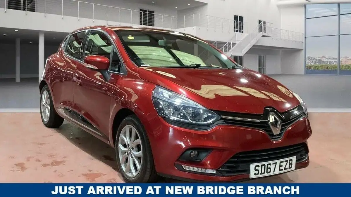 2017-renault-clio-12-dynamique-nav-big-0