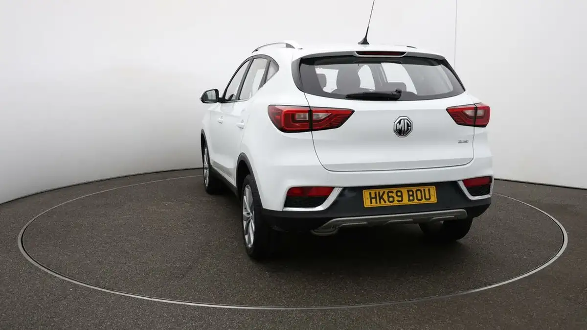 2019-mg-zs-suv-15-vti-tech-excite-106ps-big-51