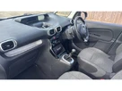 2017-citroen-c3-picasso-16bluehdi-platinum-small-8