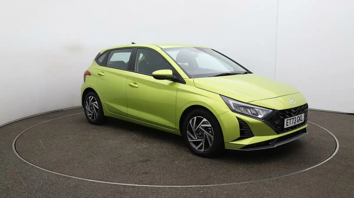 2024-hyundai-i20-10-t-gdi-advance-big-1