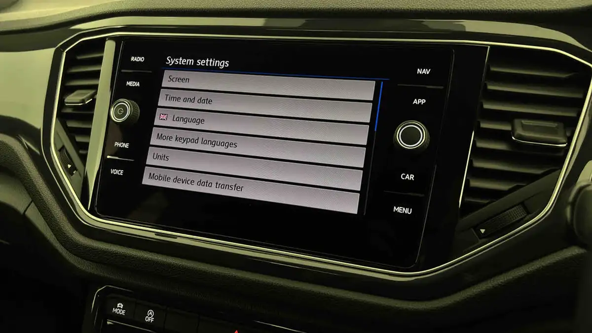 2019-volkswagen-t-roc-16tdi-r-line-big-41