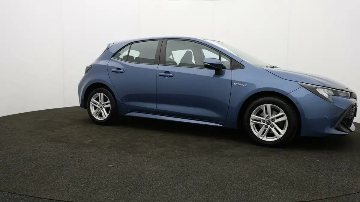 2021-toyota-corolla-18-vvt-i-icon-tech-spare-wheel-hatchback-5d-big-37