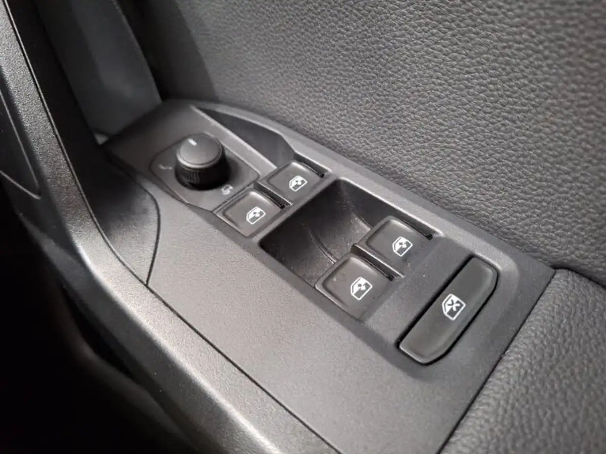 2024-seat-ibiza-10-tsi-xcellence-lux-115ps-dsg-big-17