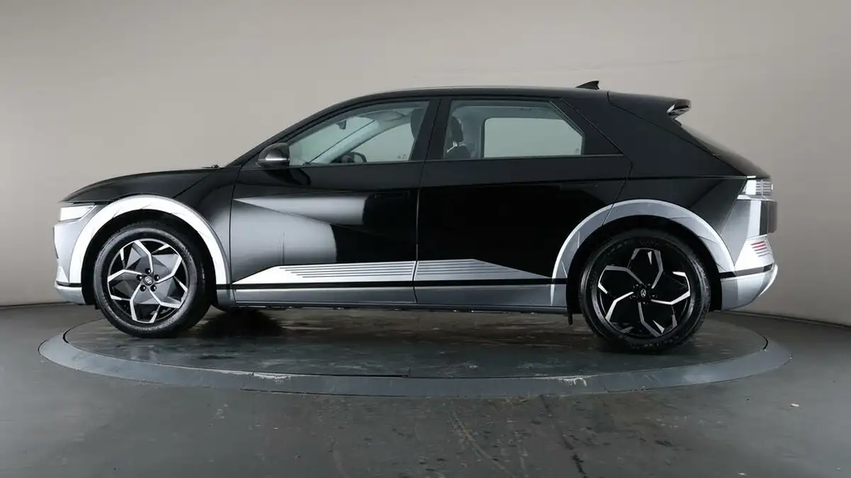 2022-hyundai-ioniq-5-e-premium-170ps-58kwh-rwd-big-25