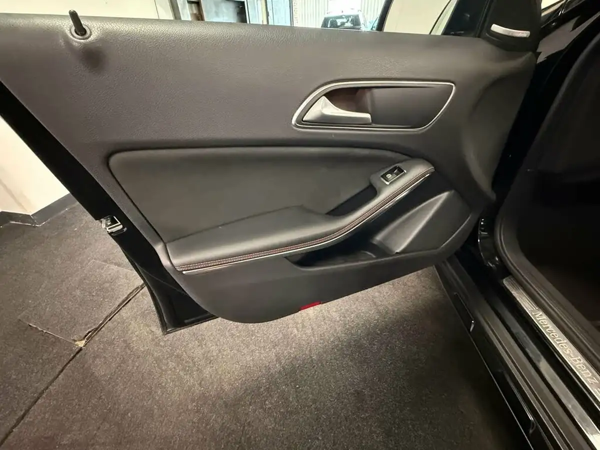 2015-mercedes-benz-gla-class-20-amg-line-big-53