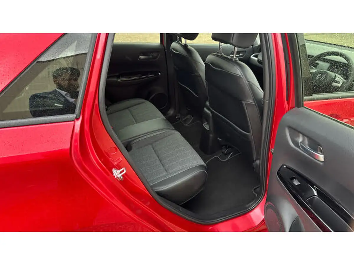 2021-honda-jazz-15-i-mmd-sr-107ps-big-15