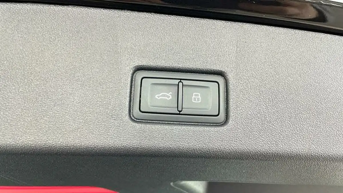 2024-audi-q4-e-tron-45e-sport-station-wagon-auto-big-31