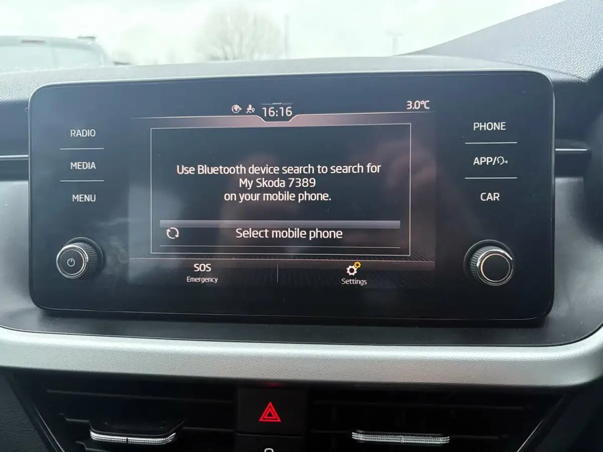 2019-skoda-scala-10-tsi-se-115ps-big-47