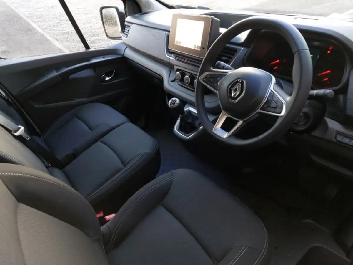2023-renault-trafic-20dci-sl30-130-extra-eu6d-big-2
