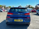 2018-hyundai-i30-10-t-gdi-se-blue-drive-isg-hatchback-small-3