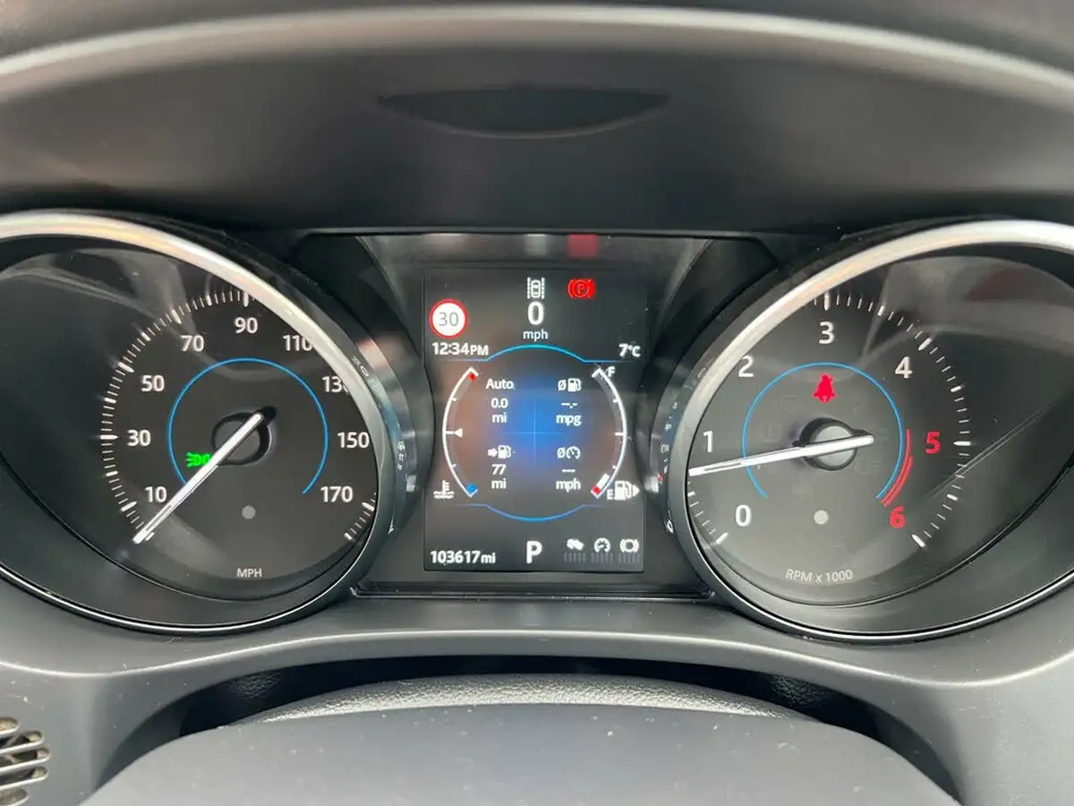 2016-jaguar-f-pace-20-i4d-r-sport-awd-auto-big-48