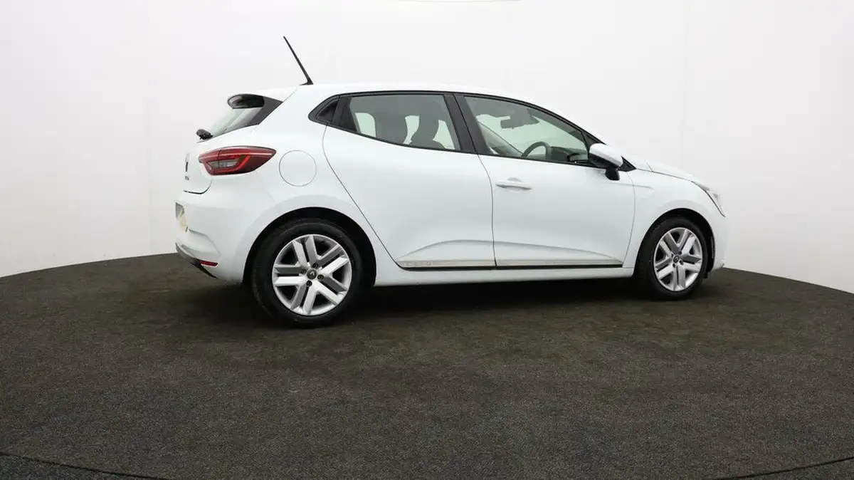 2021-renault-clio-10-sce-play-75bhp-big-28