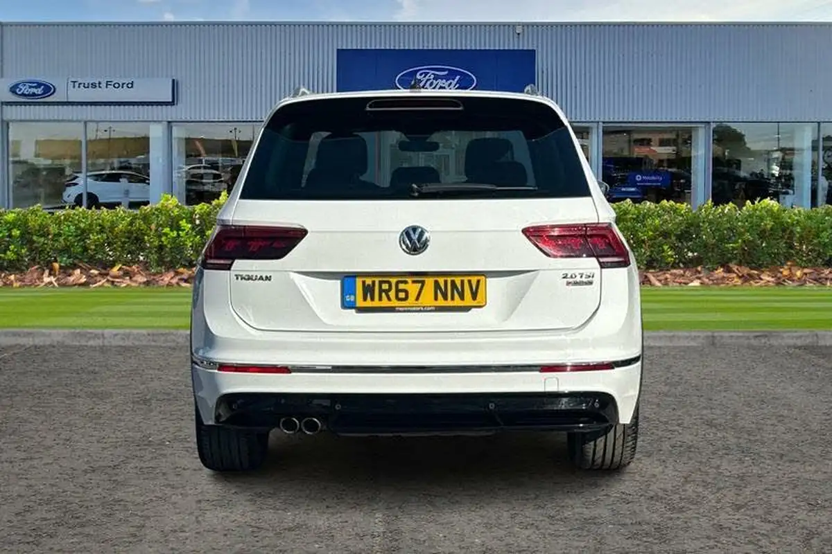 2017-volkswagen-tiguan-20-tsi-r-line-dsg-big-6