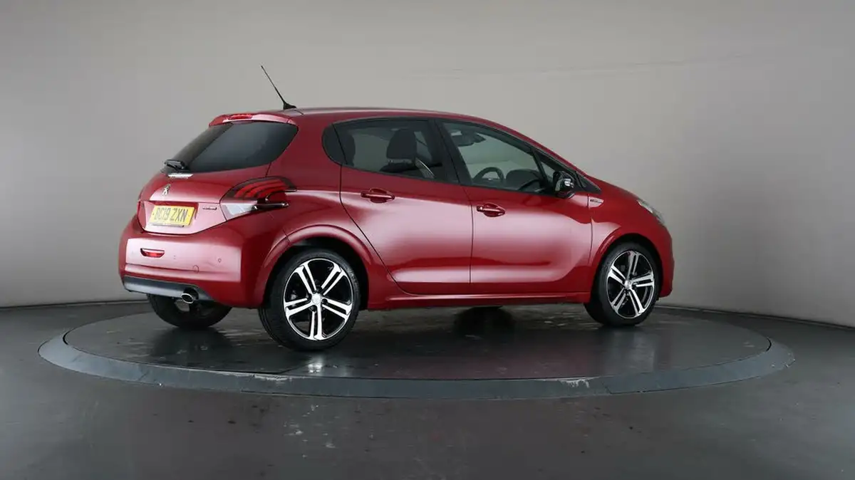 2019-peugeot-208-12-puretech-gt-line-110bhp-big-57