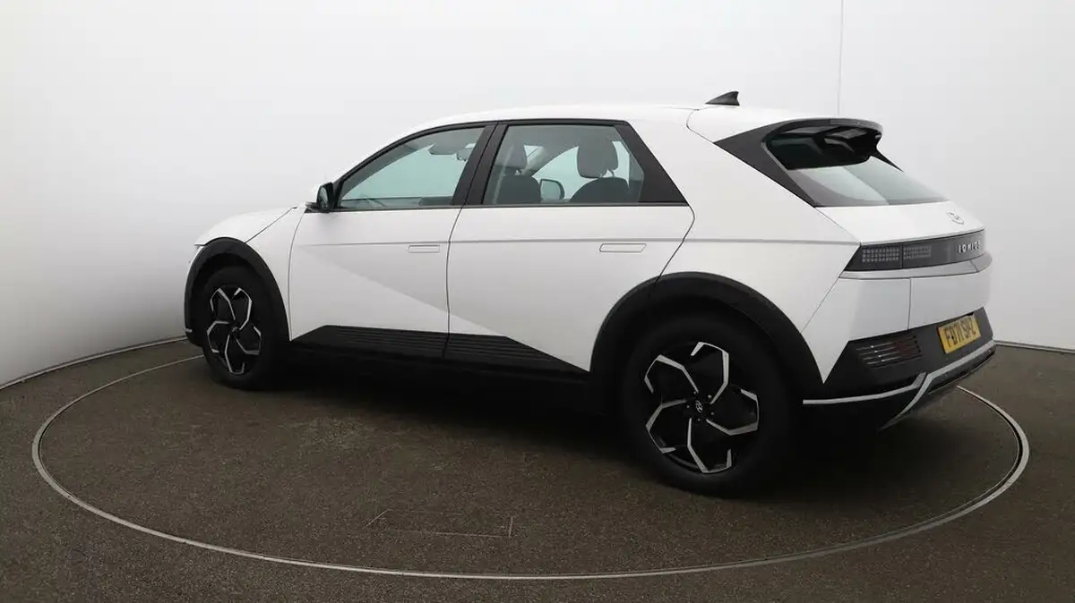 2022-hyundai-ioniq-5-e-se-connect-big-25