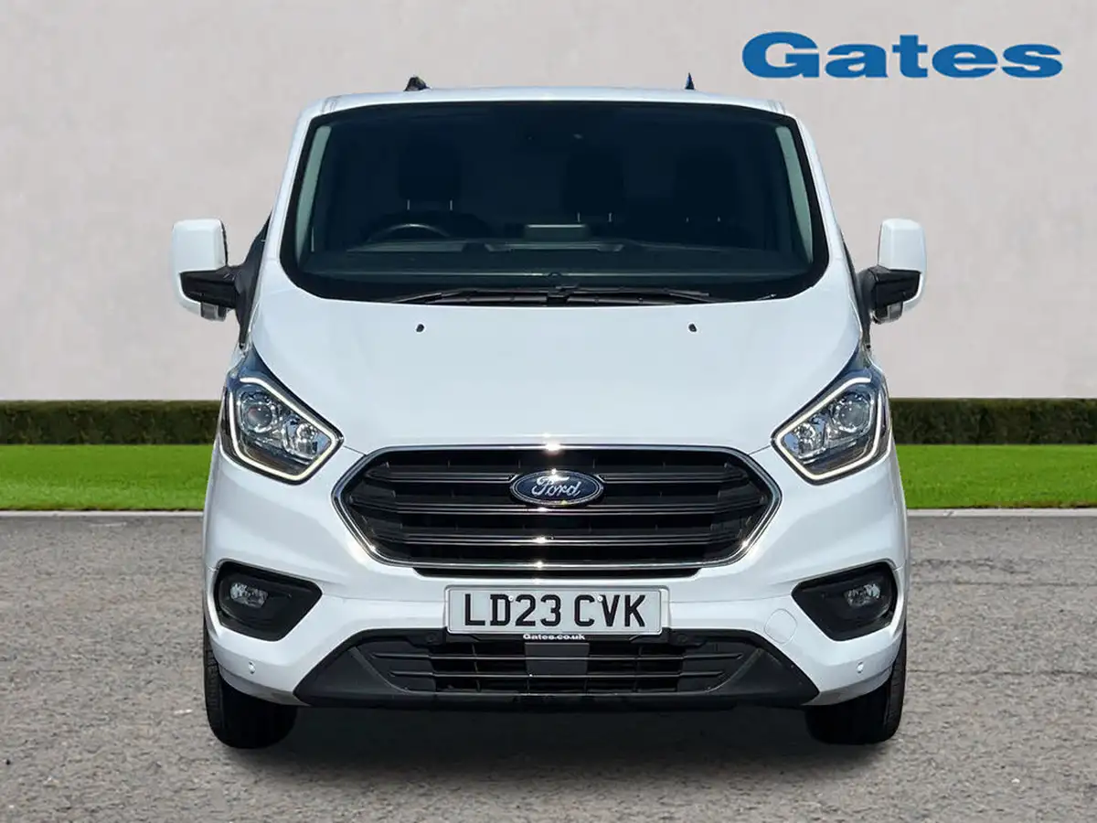 2023-ford-transit-custom-big-1