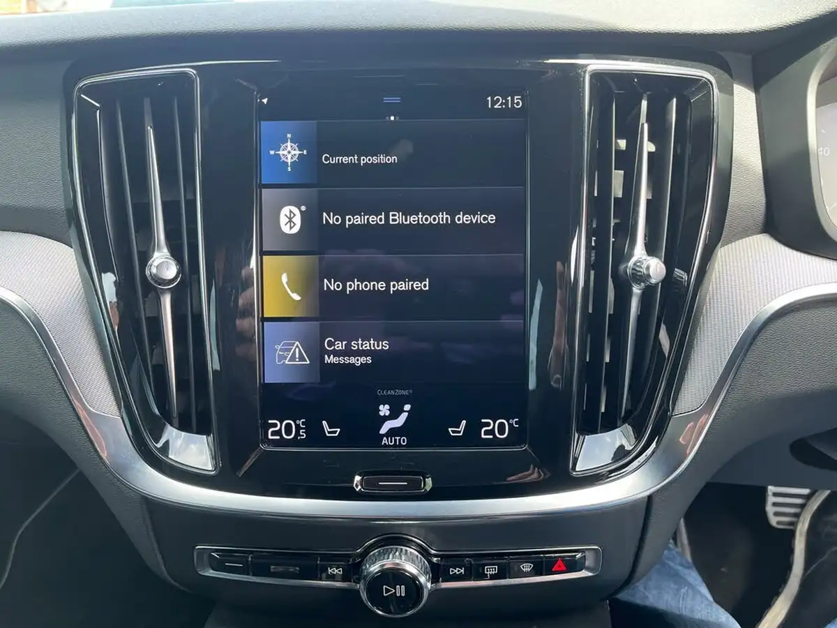 2021-volvo-v60-20-t6-r-design-340bhp-big-6