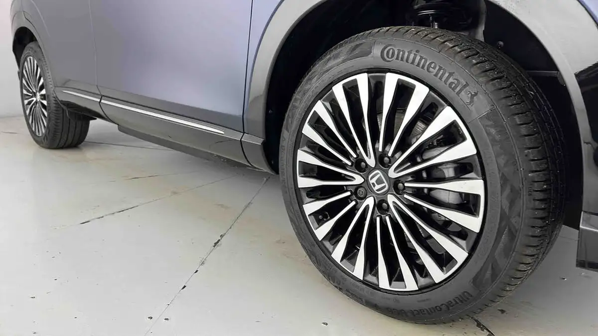 2024-honda-eny1-e-advance-big-21
