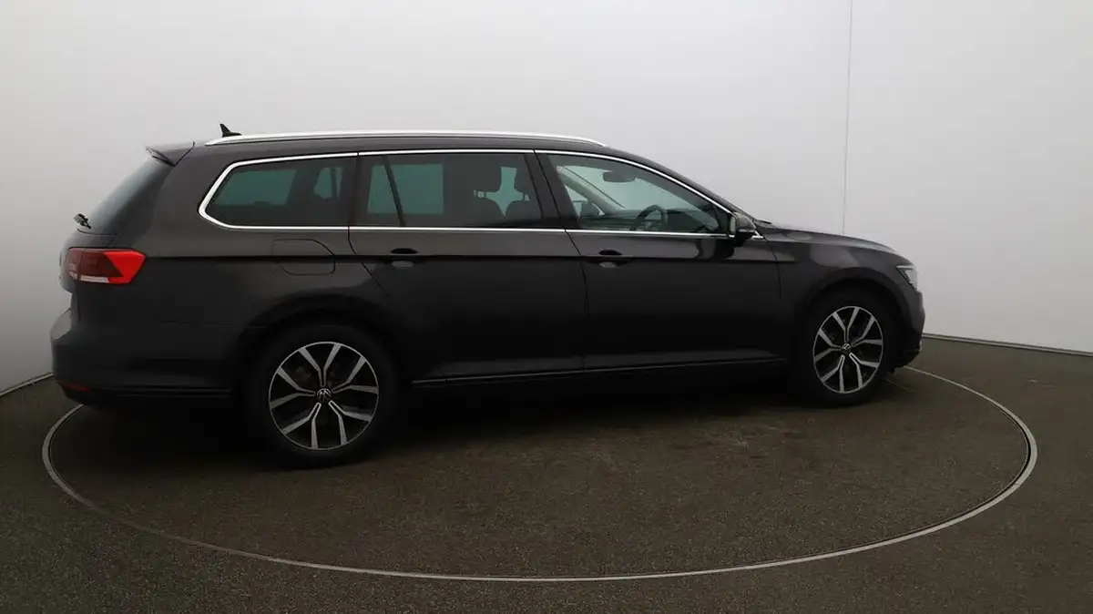 2022-volkswagen-passat-15-tsi-sel-estate-5d-dsg-big-42