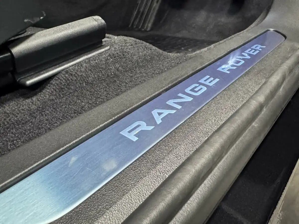 2024-land-rover-range-rover-evoque-15-p300e-dynamic-se-big-20