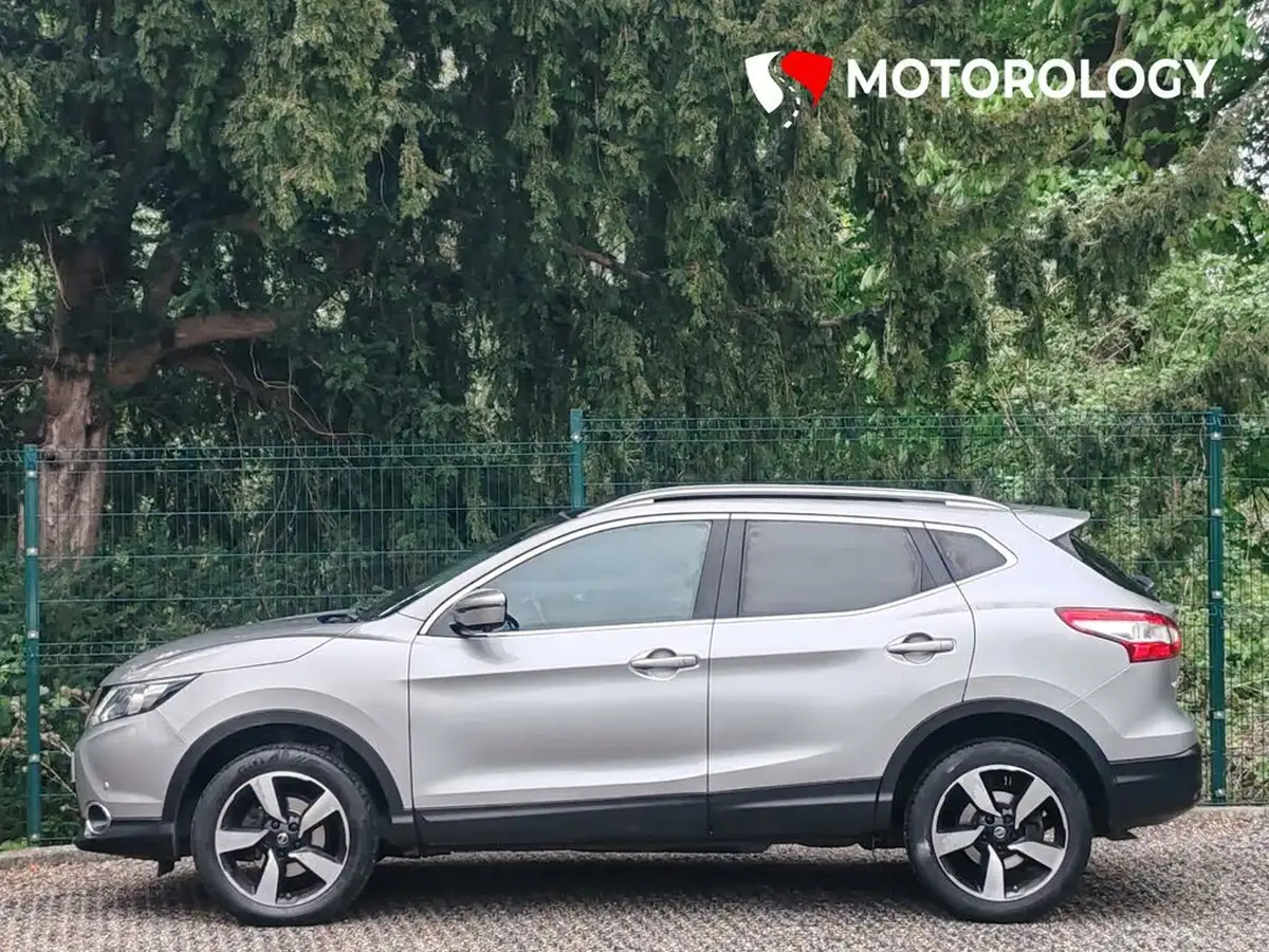 2016-nissan-qashqai-15dci-n-connecta-big-9