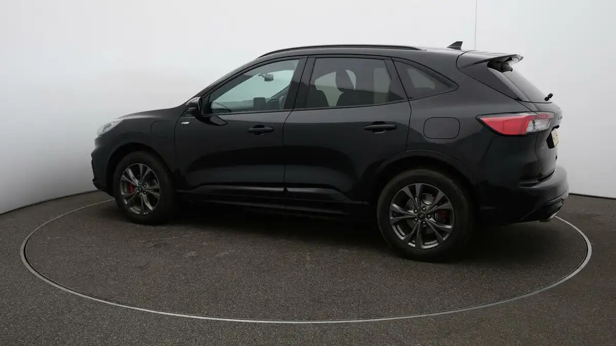 2022-ford-kuga-big-41
