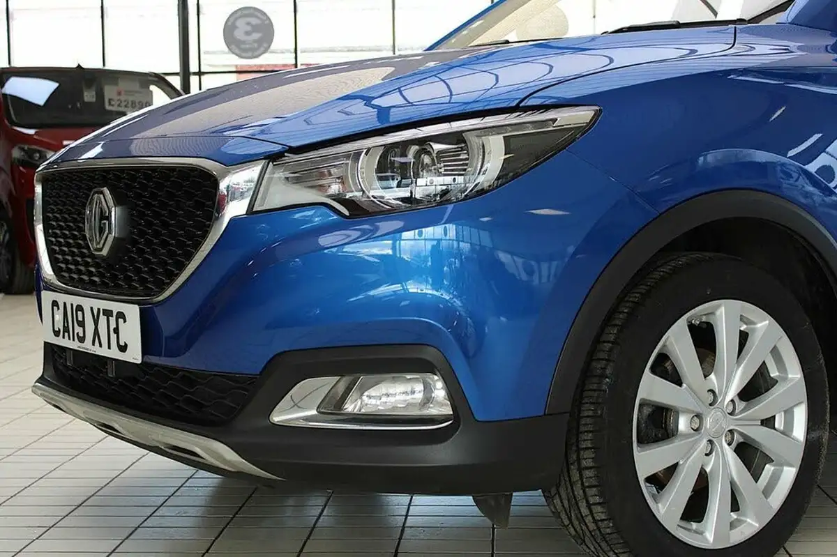 2019-mg-zs-suv-15-vti-tech-excite-105bhp-big-2