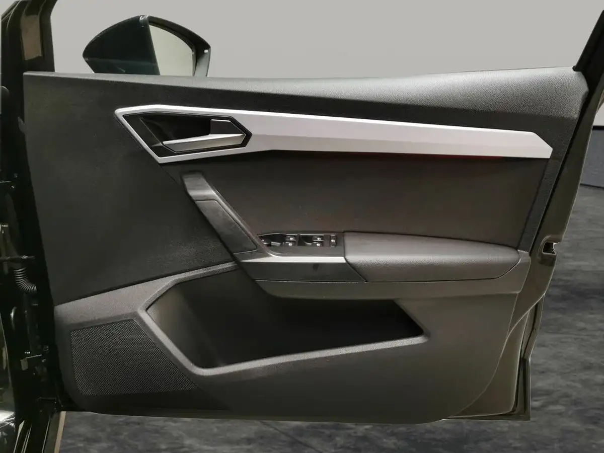 2023-seat-arona-10-tsi-fr-dsg-big-35