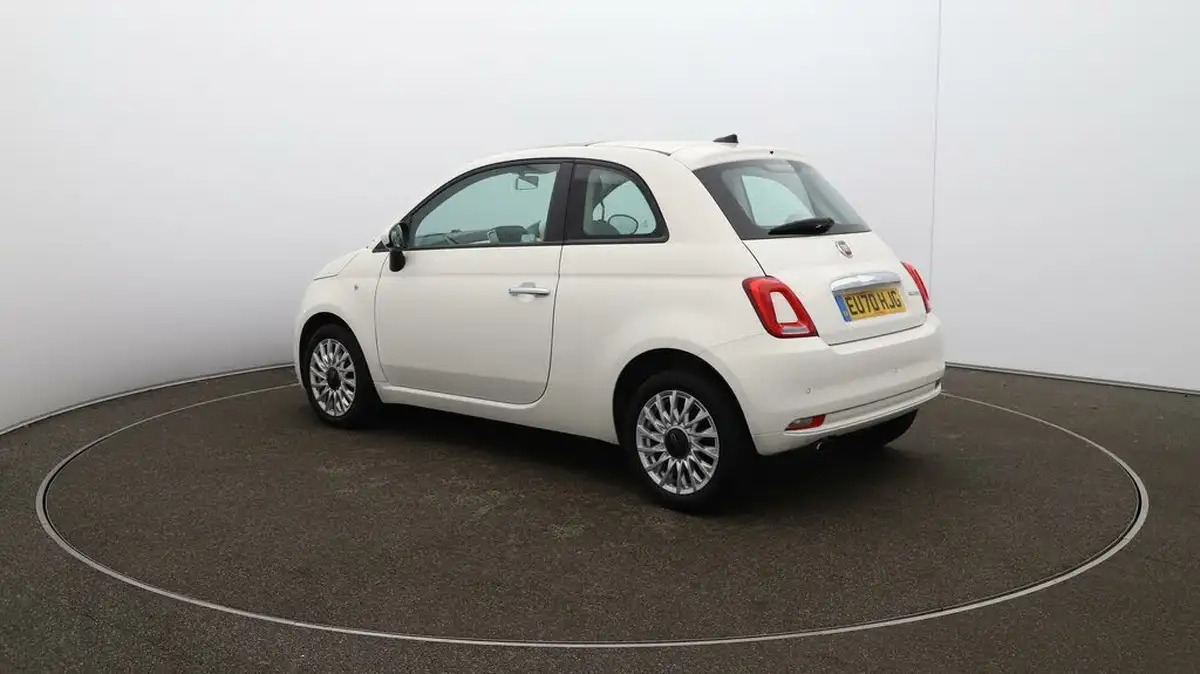 2020-fiat-500-10-lounge-big-5