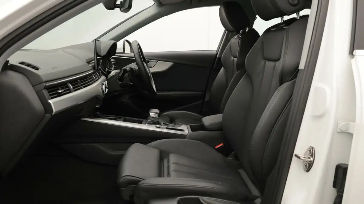 2019-audi-a4-avant-20-30-tdi-sport-big-13