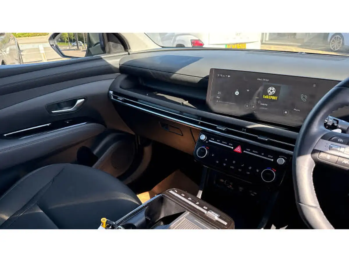 2024-hyundai-tucson-16-t-gdi-premium-160ps-48v-mhev-two-tone-roof-7dct-big-13