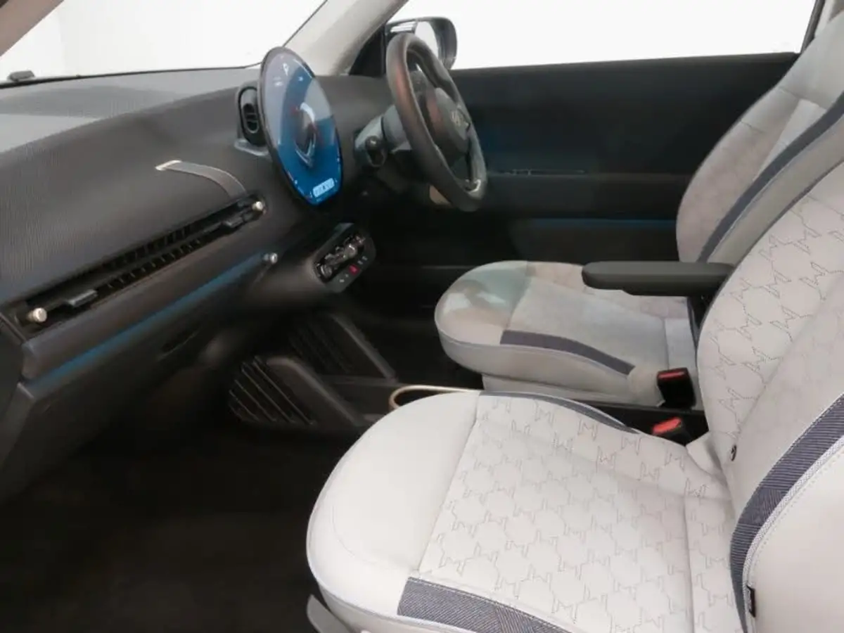 2024-mini-cooper-e-cooper-e-classic-big-4