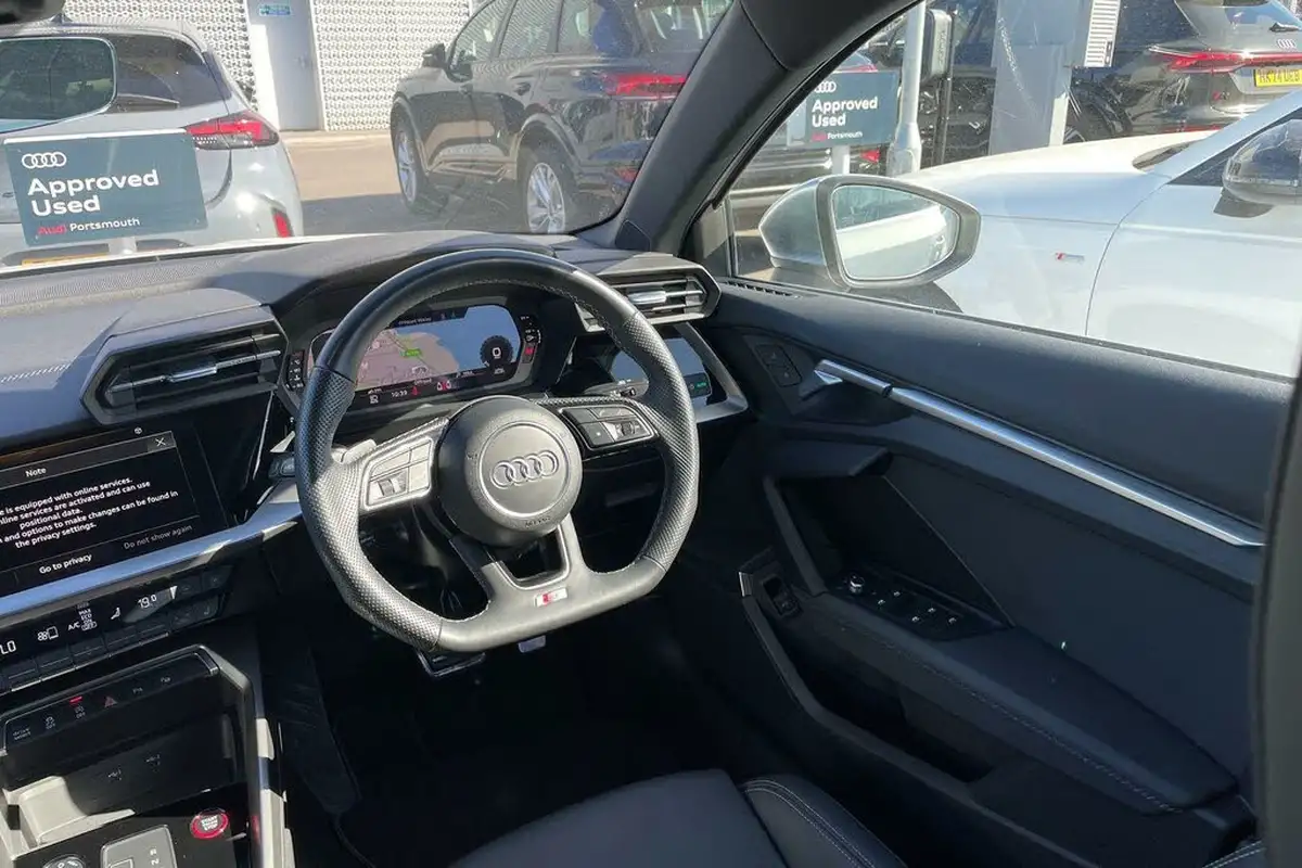 2022-audi-s3-20-tfsi-saloon-4d-big-30