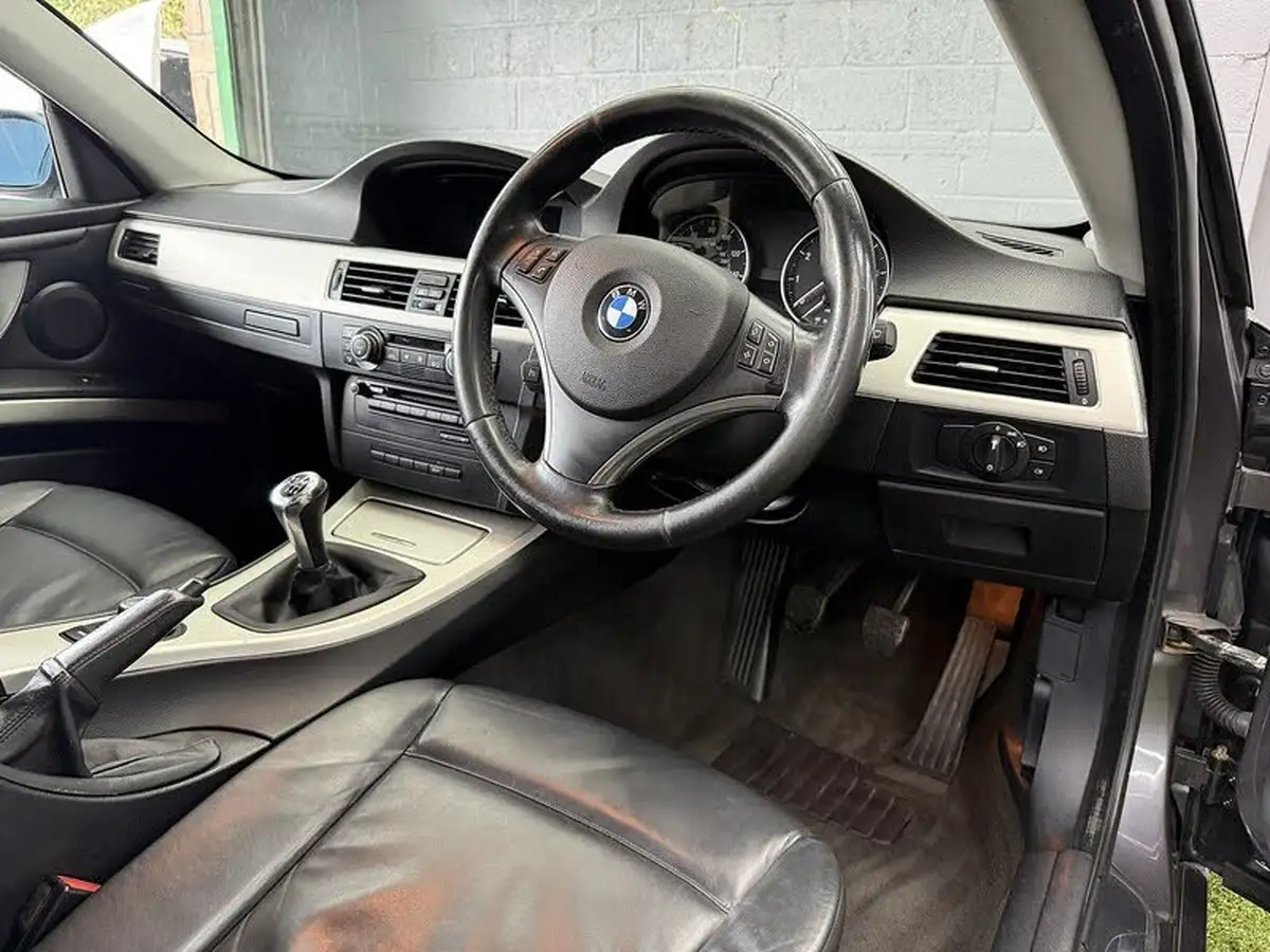 2008-bmw-3-series-20-320i-se-coupe-2d-big-21