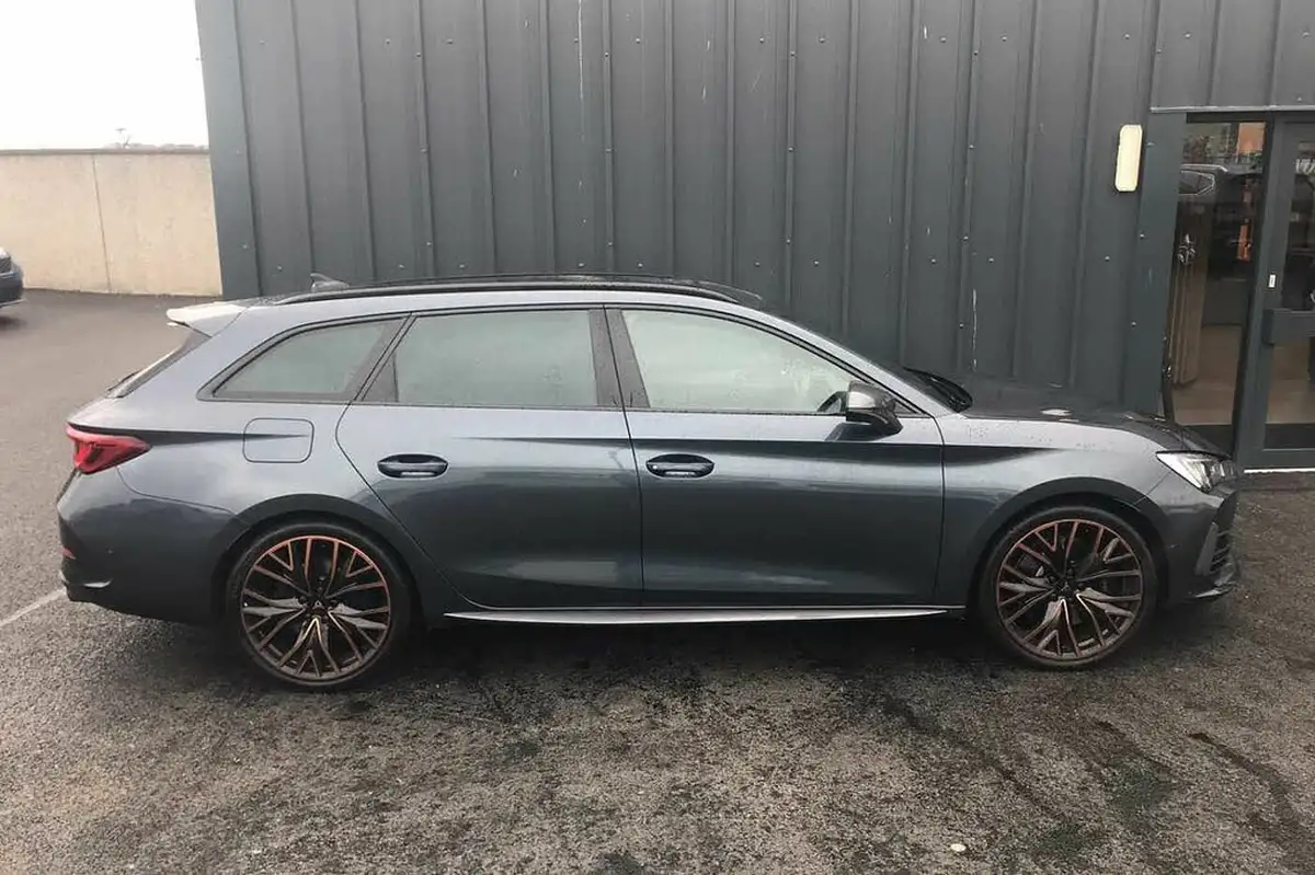 2024-cupra-leon-nf-20-tsi-vz2-design-edition-310ps-estate-4drive-big-3